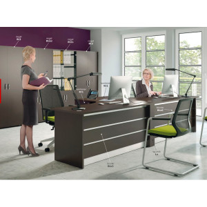 Regał biurowy zamykany Rt3